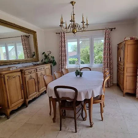 La Maison Du Bonheur Semesterbostad Mandres